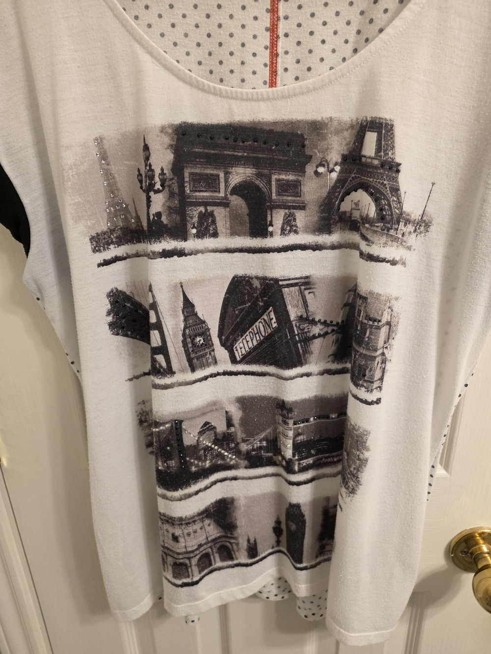 Cato White Graphic Scoop Neck Women’s Top - Picture 3 of 5